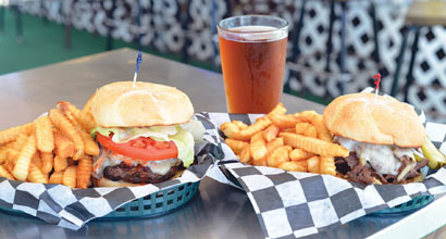burgers-Rosie-Os-burger-baskets