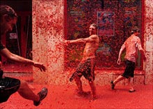outsider-tomatina-red